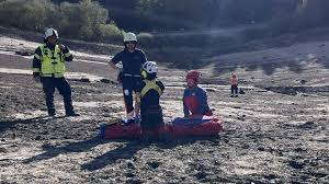 Rettungshubschrauber rettet Verletzten aus leerer Schwarzenbach-Talsperre