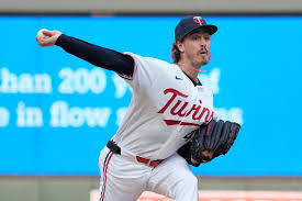 Twins - Royals
