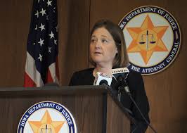 Iowa Attorney General Brenna Bird files lawsuit against Roblox