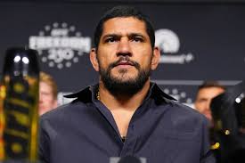Alex Pereira says Josh Hokit crossed a line at UFC White House presser: 'Easy to say when there's a lot of security around'