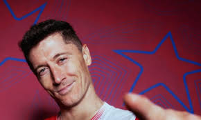 Slavia Praga și-a bătut joc de Lewandowski! Imaginea a făcut înconjurul Europei: ”Cine s-ar fi gândit?”. A urmat ”răzbunarea”