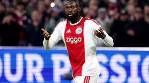 Ajax – Atalanta Bergamo: invallers bezorgen late zege