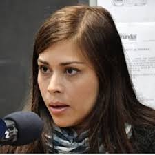 Elizabeth Santos. Hasta la fecha, la Red Metropolitana de Inquilinos (RMI), junto al Partido Socialista Unido de Venezuela (PSUV) a diferentes movimientos y ... - Elizabeth-Santos-