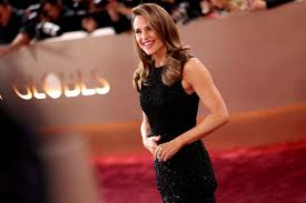 Jennifer Garner Switches Up Hairstyle for First Golden Globes in 13 Years