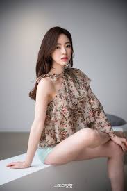 “결과로 말해줄게” 양정원 남편 룸살롱 접대받고 ‘무혐의’ 지시한 경찰 간부