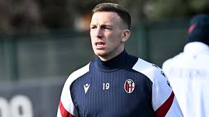 The coach has made some changes to the starting lineup. A three-man midfield: Ferguson is raring to go. From Orsolini to Rowe, there are many doubts.