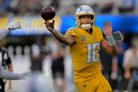 NFL: Ataques Aéreos Dominam! Veja os Times com Mais Jardas Passadas!