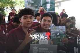 Cuándo inicia la entrega de tarjetas del banco del Bienestar para la beca Rita Cetina y Benito Juárez