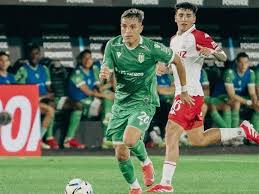 ¿Dónde ver EN VIVO y ONLINE Banfield vs. Huracán por el Torneo Apertura 2025?