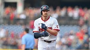 José Ramírez Sets Cleveland Record for Multihomer Games