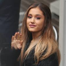 Resultado de imagem para ariana grande 2015 instagram