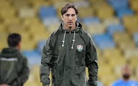 Zubeldía elogia coletivo do Fluminense como 'primeiro passo' hacia evolução