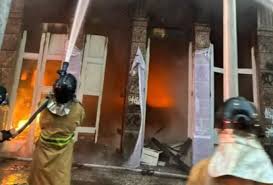 Incêndio em boate na Rua do Riachuelo deixa uma pessoa ferida
