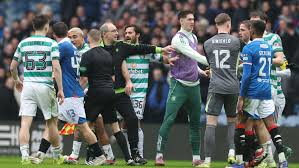 'Cale essa torcida!' - Martin O'Neill e Scott Brown revelam plano para superar a atmosfera hostil de Ibrox