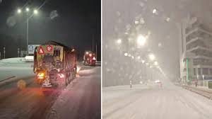 A nins abundent în Bucureşti şi în ţară. Drumarii au ieșit la dat zăpada pe A1 și A2. Șoferii...