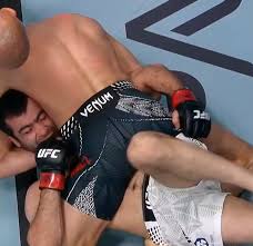 VIDEO: Jakub Wiklacz Wins With Last-Second Guillotine