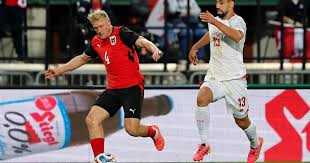 Atención Argentina: Austria juega con uno menos y empata con Túnez