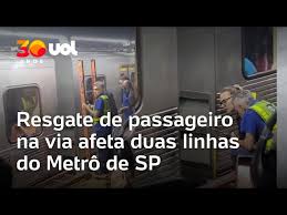 Resgate de passageiro na via afeta duas linhas do Metrô de SP