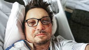 “Jeremy Renner on his Horrifying Accident: My Nephew Thought I was Dead!”