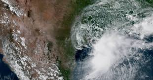 La tormenta tropical Arthur dejará fuertes lluvias en la costa del golfo de México