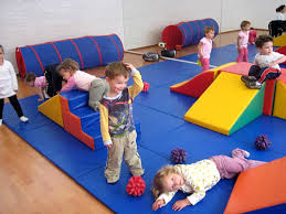 Resultado de imagen para TIPOS DE JUEGOS EN EL DESARROLLO PSICOSOCIAL