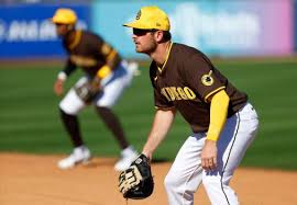 Trenton Brooks Joins Padres: A Hometown Dream Realized - Imagen principal del artículo