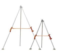 Delta Plus TRA30 Adjustable Telescopic Aluminum Tripod