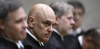 Pastas não provam nada; o que vale é se número é de Moraes, avalia advogado