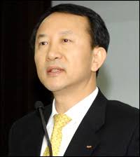 Kwon Oh-chul. Hynix Semiconductor CEO - 100329_p10_hynix