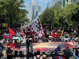 CNTE inicia su huelga nacional con mega marcha: 