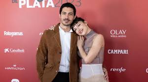 La historia de amor de Úrsula Corberó y Chino Darín: del rodaje que los unió al inminente nacimiento de su primer hijo