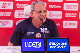 Hélio dos Anjos confirma retorno de Dôdo ao time e projeta parceria com Jean Carlos