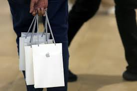 Apple to Launch ‘Upgrade’ Device Leasing Program With Klarna to Spur Sales