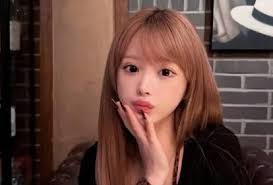 Influenciadora japonesa morre após polêmica com fãs de K-pop