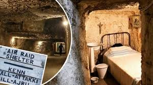 Thought-provoking pH๏τos of real shelters reveal what life was like in WWII Malta