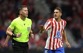 Podcast de futebol | ‘O papel principal de Danny Makkelie nas semifinais da Liga dos Campeões não foi bom’