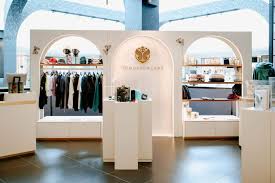 Tomorrowland opent pop-up in Wijnegem Shopping Center