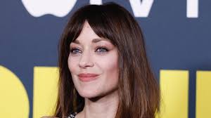 Marion Cotillard : Pourquoi se sent-elle moins jugée aux USA qu'en France ? - Imagen principal del artículo