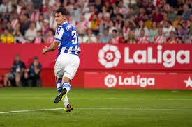 Barcelona eye World Cup semi-finalist as potential signing, rule out €60m midfielder