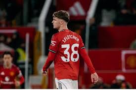 Jogador do Manchester United pede desculpas após fala homofóbica