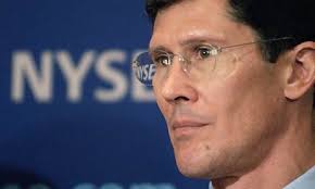 Merrill Lynch&#39;s newly recruited chief executive, John Thain, stands to share a $200m (£111.4m) payout with two senior lieutenants for less than a year&#39;s ... - ThainRichardDrewAPiiii