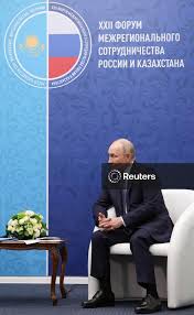 Licensable picture: Russian President Putin and Kazakh President Tokayev meet in Omsk