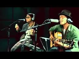 Resultado de imagem para bruno mars e Philip Lawrence