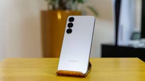 Samsung inicia distribuição global da One UI 8.5 para a linha Galaxy S25