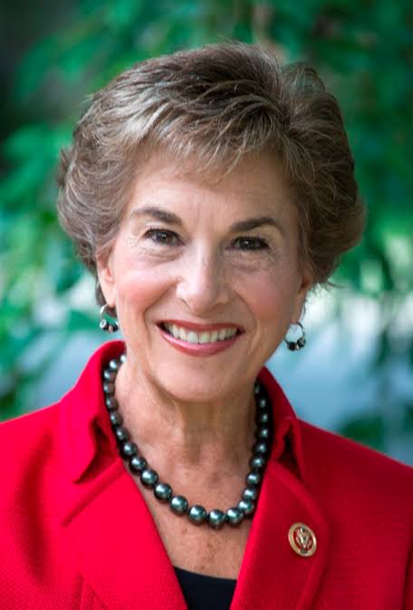 image of Jan Schakowsky in a red blazer