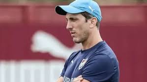 Fluminense demite o técnico Luis Zubeldía