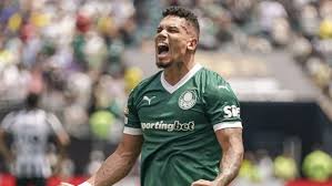 O crime de Paulinho: comemorar um gol