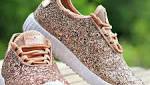 "Glitter sneakers" موضة جديدة لصيحات