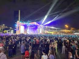 Maratona Cultural de Florianópolis inicia distribuição de ingressos para shows na Arena Floripa