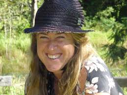 A permaculture designer and educator from San Francisco, California, Lindsay Dailey is part of a new generation of educators working on the edge of what ... - p10101092